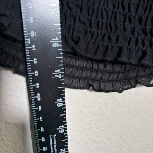 A'Gaci Blouse Women's Medium Sheer Black Cropped Smocked Long Sleeve Top - Picture 5 of 8